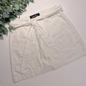 White cargo mini skirt with tie belt